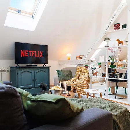 Апартаменты Pintrst-penthouse Old Town Renovated Белград